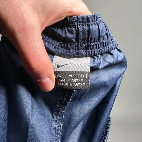 Vintage Y2K Nike Track Pants Mens XL Navy Blue Nylon Sweatpants White Swoosh - Picture 4 of 5